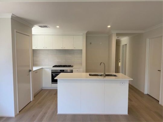 19 Potala, Baldivis - Photo 1