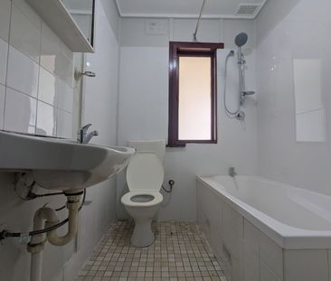 Space, Comfort & Convenience - Photo 4