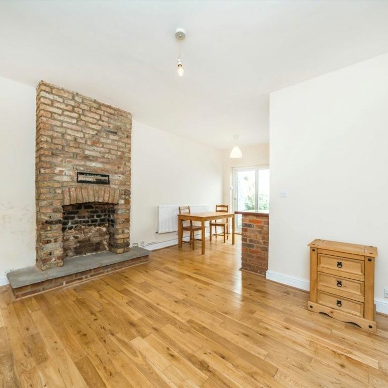 Ashbourne Terrace, SW19, London - Photo 1