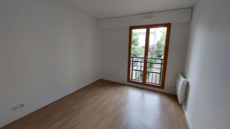 location Appartement T3 DE 74.38m² À PARIS - Photo 3
