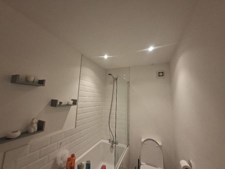 Grimsby Road - Photo 4