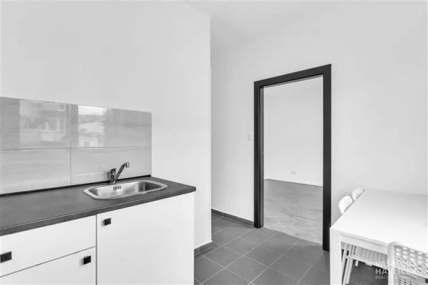 Pronájem moderního bytu v centru města - Photo 1