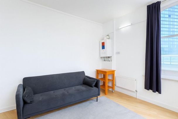 1 bedroom flat to rent - Photo 1