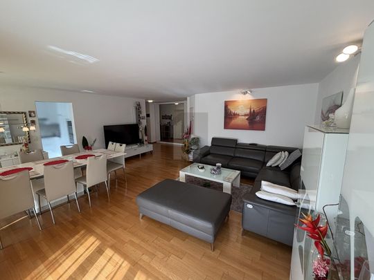 CITY LIFE IN THE GREEN (RESERVED) - Photo 1