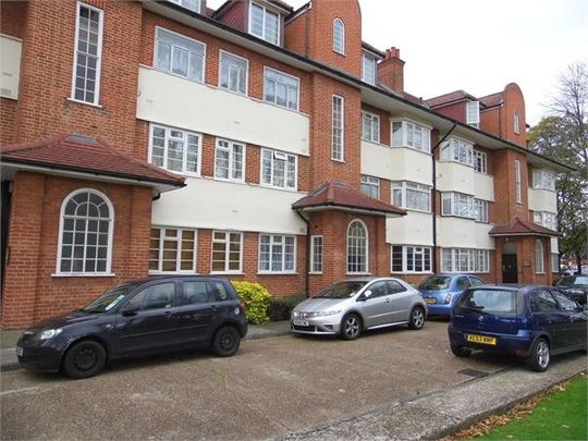 2 bedroom flat to rent - Photo 1