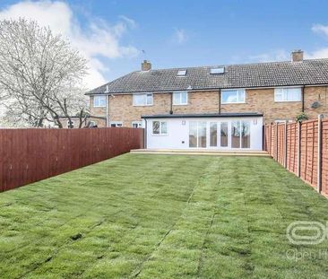 Blakeland Hill, Duxford, CB22 - Photo 1