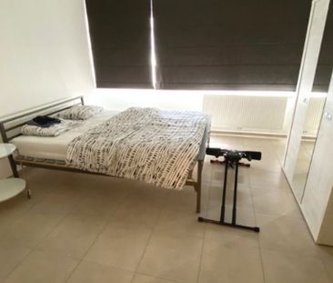 Appartement te huur in Harelbeke voor € 950 met 2 slaapkamers - Photo 4