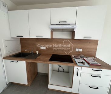 APPARTEMENT T3 AVEC JARDIN ET GARAGE - MONTVAFET, - Photo 2