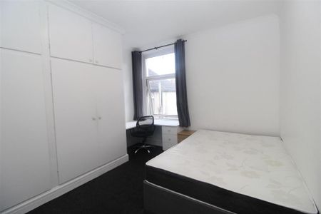 1 bedroom house to rent - Photo 2