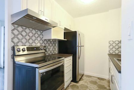 2003-4160 Sardis St, Burnaby - Photo 5