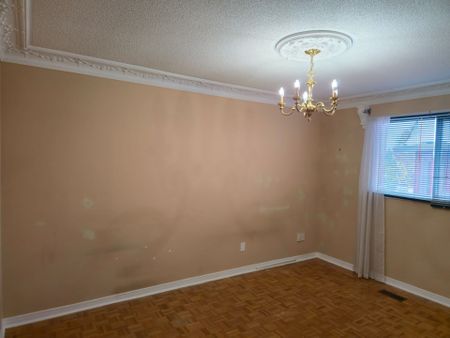 For Lease - 2470 Wynten Way Unit# 2, Oakville, Ontario - Photo 4