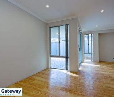 6 Canunda Approach, WANDI WA 6167 - Photo 1