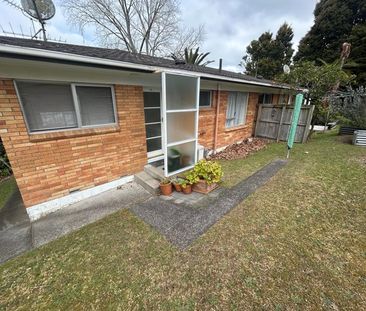 Glenfield, 2/16A Diana Drive - Photo 5