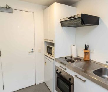 Studio Apartment Wellington CBD - Photo 4