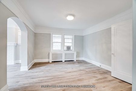 For Lease - 8 Poplar Plains Crescent Unit# Upper, Toronto, Ontario - Photo 3