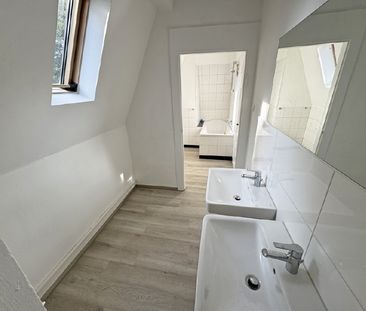 IN WUNDERSCHÖNER ALTSTADTVILLA: 4 STUDENTENZIMMER - ZENTRUM RV - Photo 6