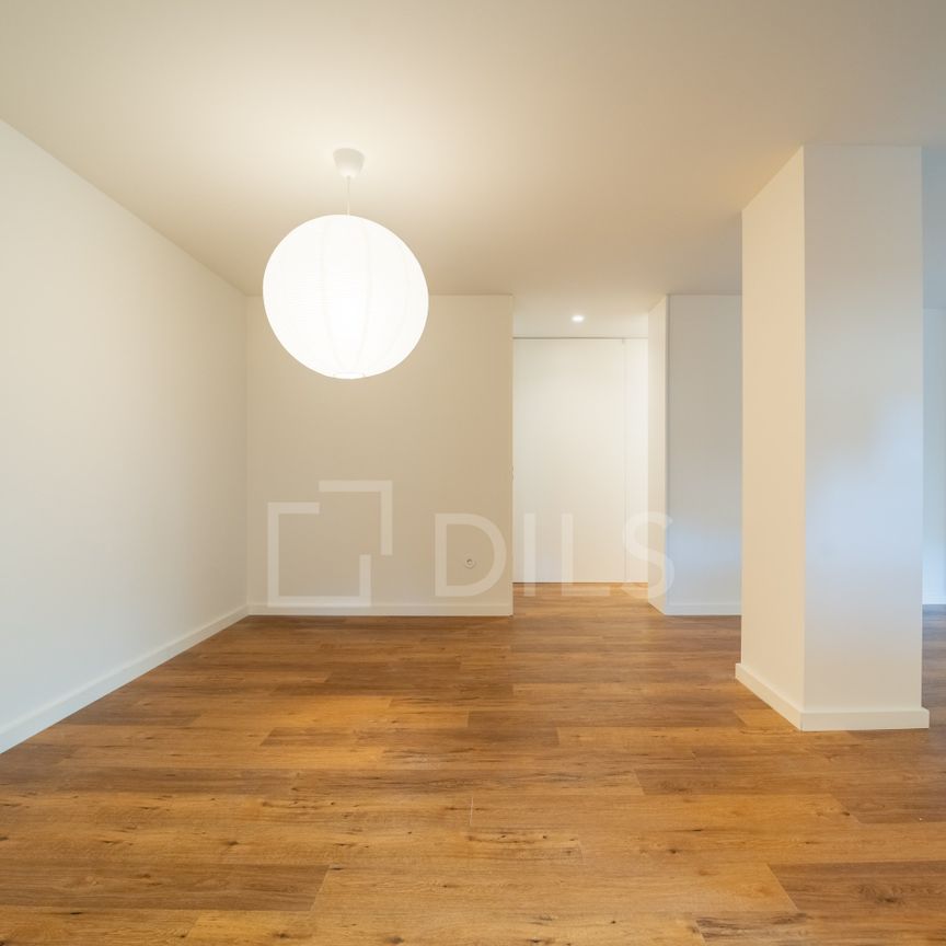 Apartamento T2 Renovado com Terraço - Foz Do Douro - Photo 1