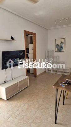 Piso en alquiler en Torrevieja - Foto 1