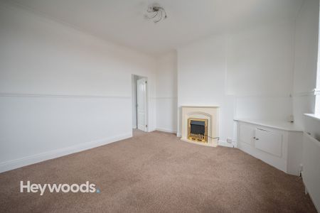 1 bed apartment to rent in Edensor Street, Newcastle-under-Lyme, Staffordshire - Photo 3