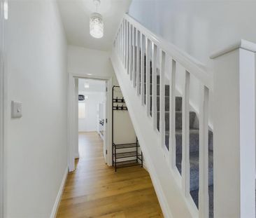 6 bedroom house to rent - Photo 4