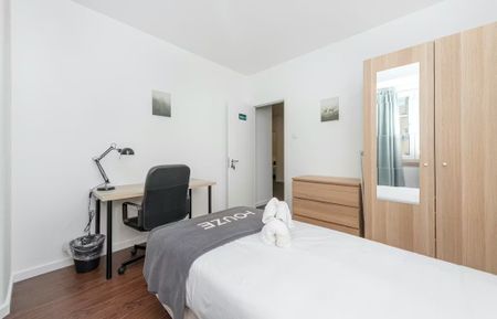 Avenida António Augusto de Aguiar, Lisbon, Lisbon 1050-012 - Photo 2