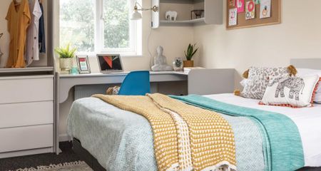 1 bedroom in a house share to rent - Photo 2