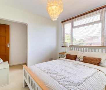 4 bedroom detached house to rent - Photo 5