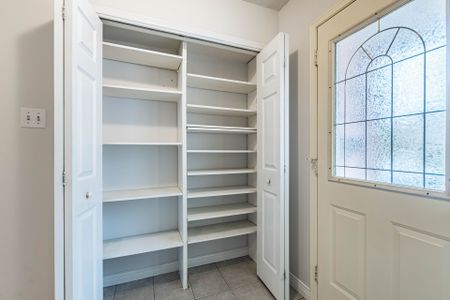 For Lease - 665 Dinsmore Court, Mississauga, Ontario - Photo 3