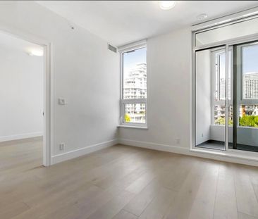 Brand New 1 Bed + Den | White Rock | Gas + Water Included | Pets Ok - Photo 4