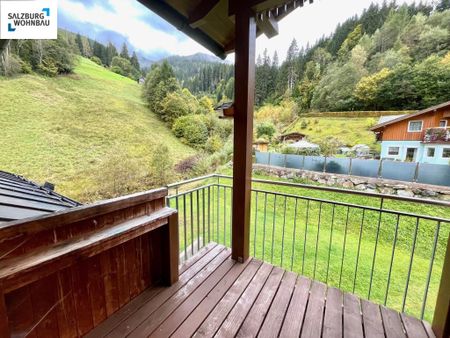 RAUS AUS DER STADT - 3 ZIMMER IM GRÜNEN! Sehr große, geförderte 3-Zimmerwohnung mit Loggia und Carportplatz in Hüttau! Mit hoher Wohnbeihilfe = Reduktion der Mietkosten - Photo 5