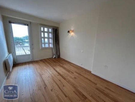 Appartement à louer 3 pièces 71m² - Photo 2