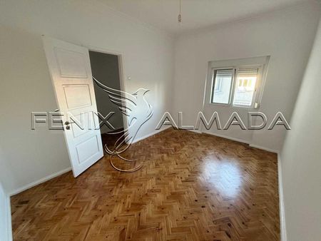 Apartamento T2 em Setúbal - Photo 3