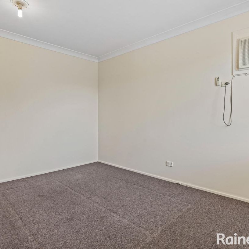 4B Daley Place, Fairfield West, NSW 2165 - Photo 1