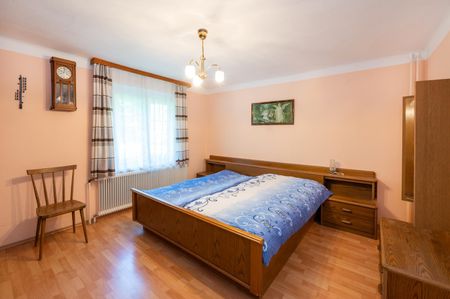 Haus mit großem Grund und Wald zur Miete - Photo 3