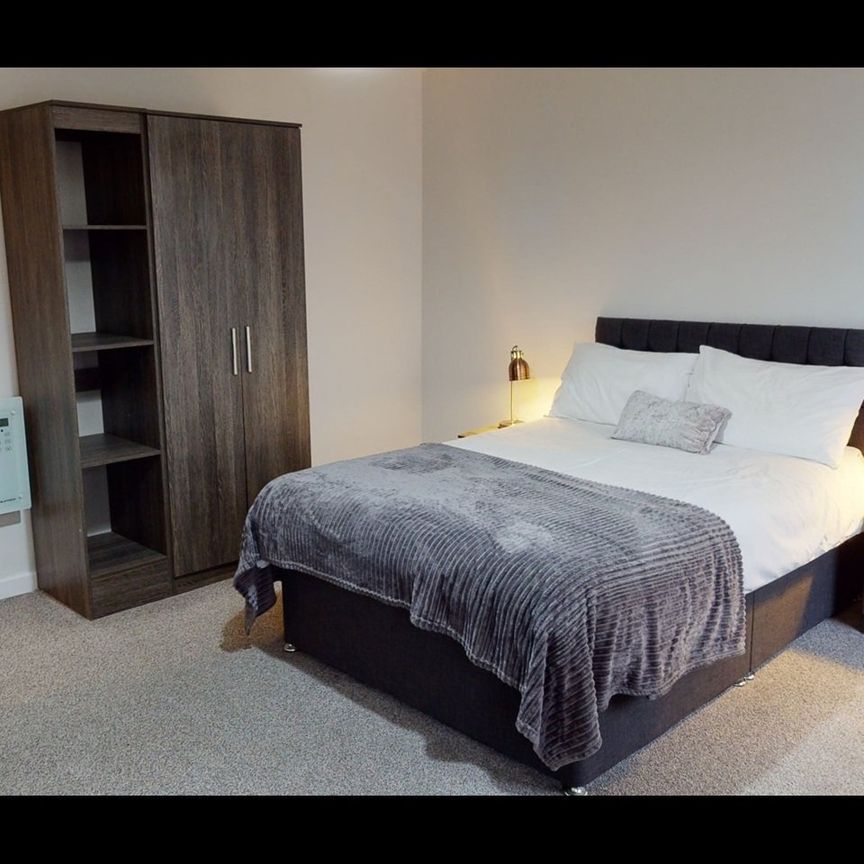 4 Bed Flat, Bold Street, L1 - Photo 1