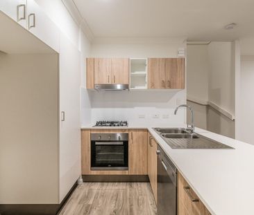 Perfect condition 3 bedroom townhouse in Richlands - Photo 1