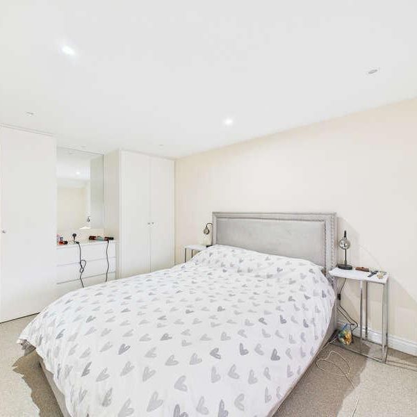 The Common, Stokenchurch, Buckinghamshire, HP14 - Photo 1