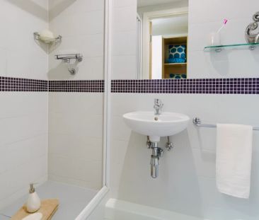 Silver Studio - Photo 2