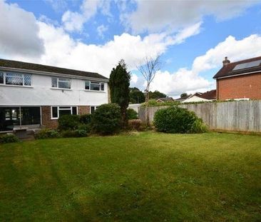 Bedroom Detached House In Godalming, GU7 - Photo 3