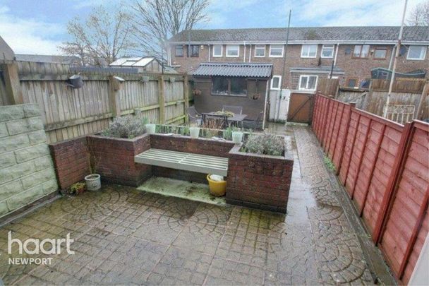 2 bedroom terraced house to rent - Photo 1