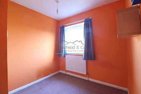 Burns Road, Wellingborough, Northamptonshire, NN8 - Photo 4