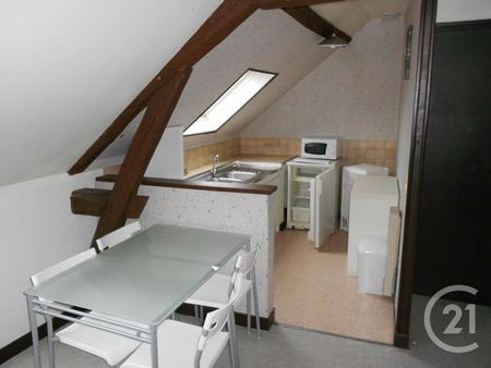 Location Appartement 2 pièces 36m² ISSOUDUN 36100 - Photo 2