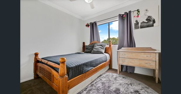 Picnic Point – Three Bedroom Penthouse with Private Roof top Garden! - Photo 1