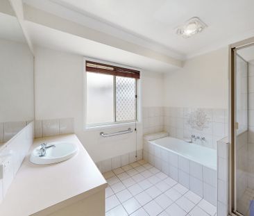 56 Palmwoods Crescent, Runcorn QLD 4113 - House For Rent | Domain - Photo 4