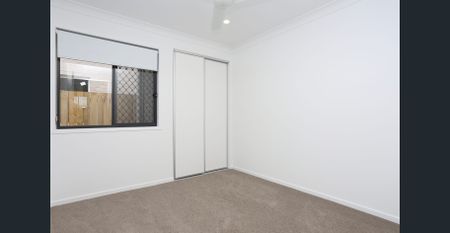 I AM LOOKING FOR A NEW FAMILY - Photo 2