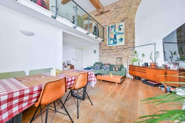 Building, Woolwich Riverside, SE18 - Photo 1