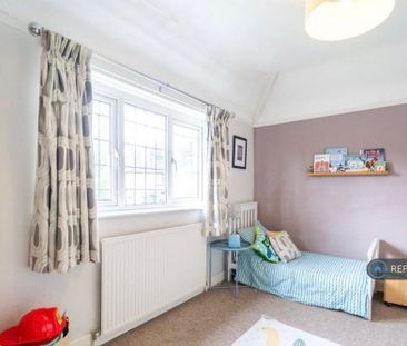 3 bedroom semi-detached house to rent - Photo 6