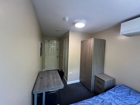 Stokes Croft, Stokes Croft, Bristol - Photo 5