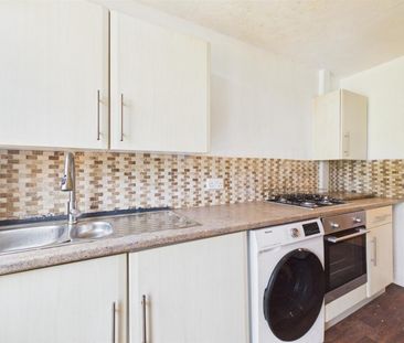 2 BED House To rent - Photo 5