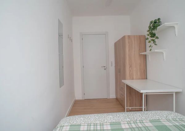 Carrer del Salvador, Torrent, Valencian Community 46900